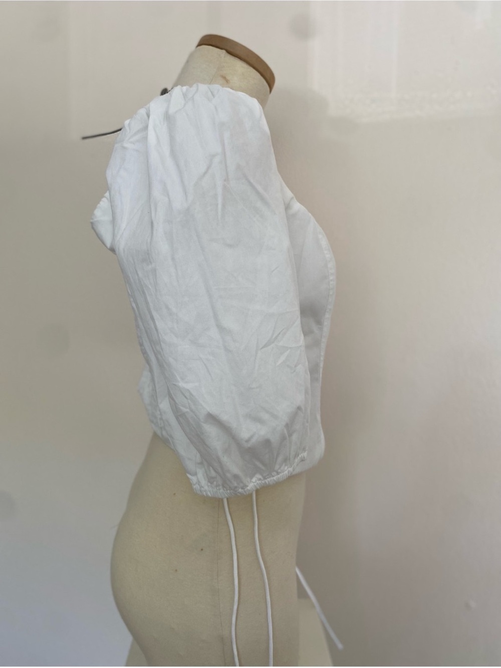 Abercrombie & Fitch White Square-Neck Puff Sleeve Lace-Up Top - Picture 2 of 6